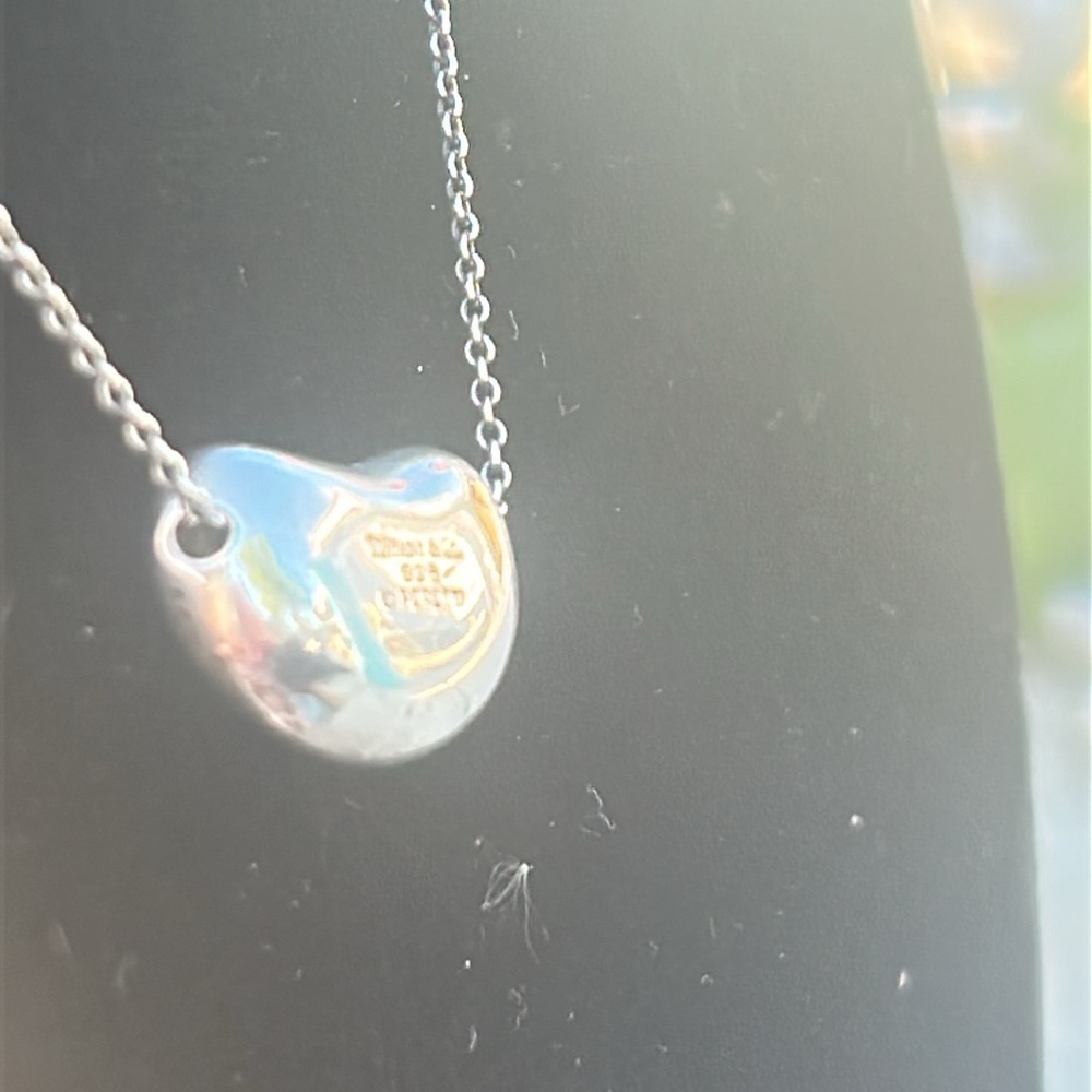Tiffany & Co. Elsa Peretti Bean pendant necklace in sterling silver - Picture 4 of 4